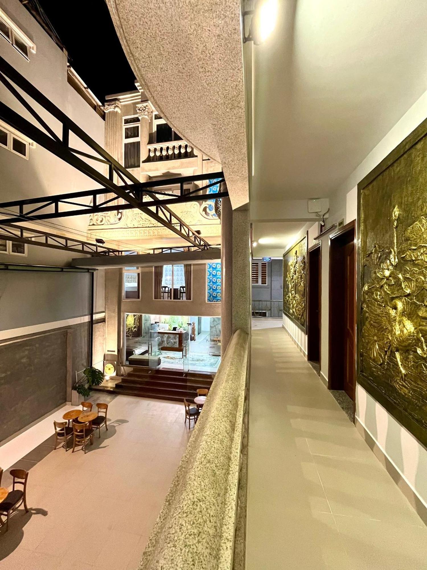 Vung Tau Luxury Hotel & Apartment Exterior photo